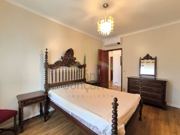 Apartamento T3 para Arrendamento em Darque