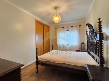 Apartamento T3 para Arrendamento em Darque