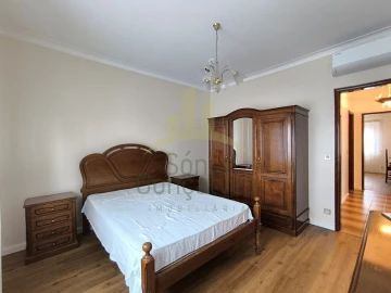Apartamento T3 para Arrendamento em Darque