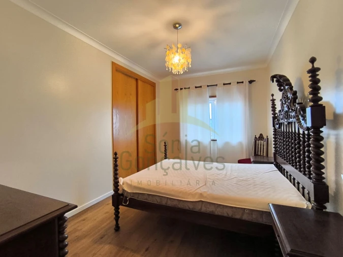 Apartamento T3 para Arrendamento em Darque Foto 9