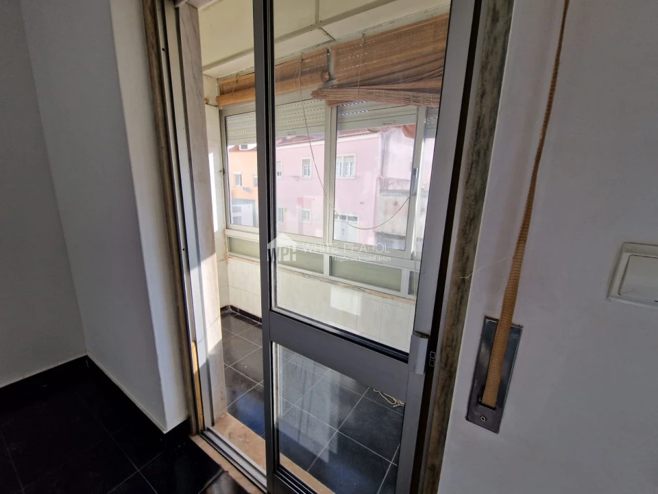 Apartamento T3 para Venda em Ramada e Caneças Foto 21