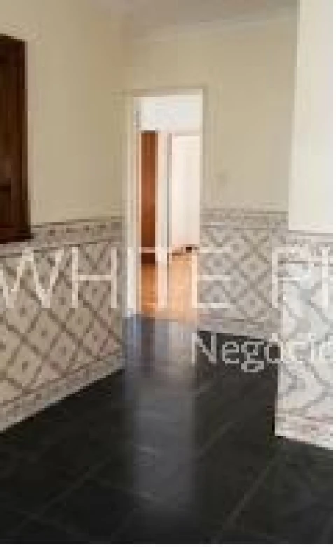 Apartamento T3 para Venda em Ramada e Caneças
