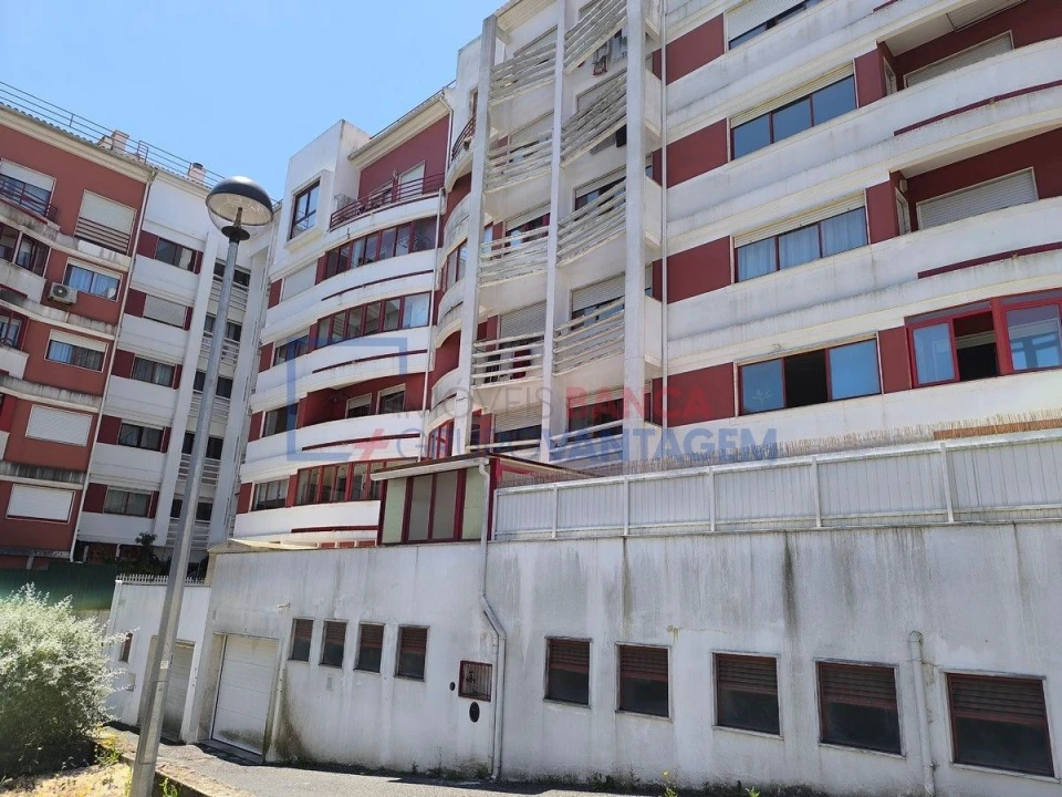 Apartamento T2 para Venda em Algueirão-Mem Martins Foto 27