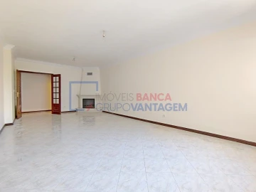 Apartamento T2 para Venda em Algueirão-Mem Martins