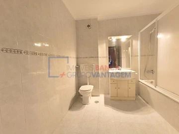 Apartamento T2 para Venda em Algueirão-Mem Martins
