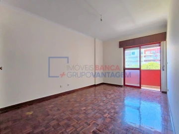 Apartamento T2 para Venda em Algueirão-Mem Martins