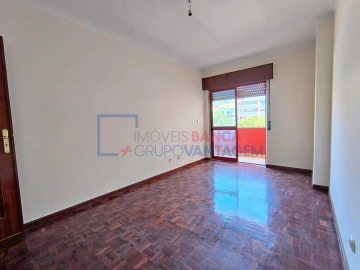 Apartamento T2 para Venda em Algueirão-Mem Martins
