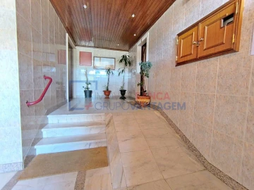 Apartamento T2 para Venda em Algueirão-Mem Martins