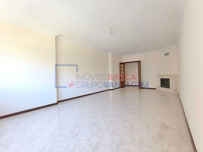 Apartamento T2 para Venda em Algueirão-Mem Martins Foto 6