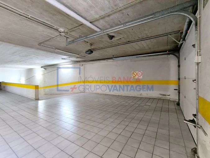 Apartamento T2 para Venda em Algueirão-Mem Martins Foto 21