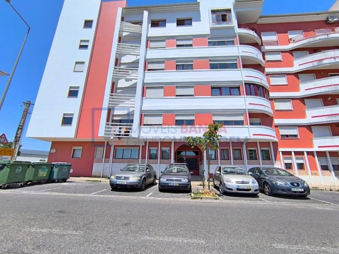 Apartamento T2 para Venda em Algueirão-Mem Martins Foto 25
