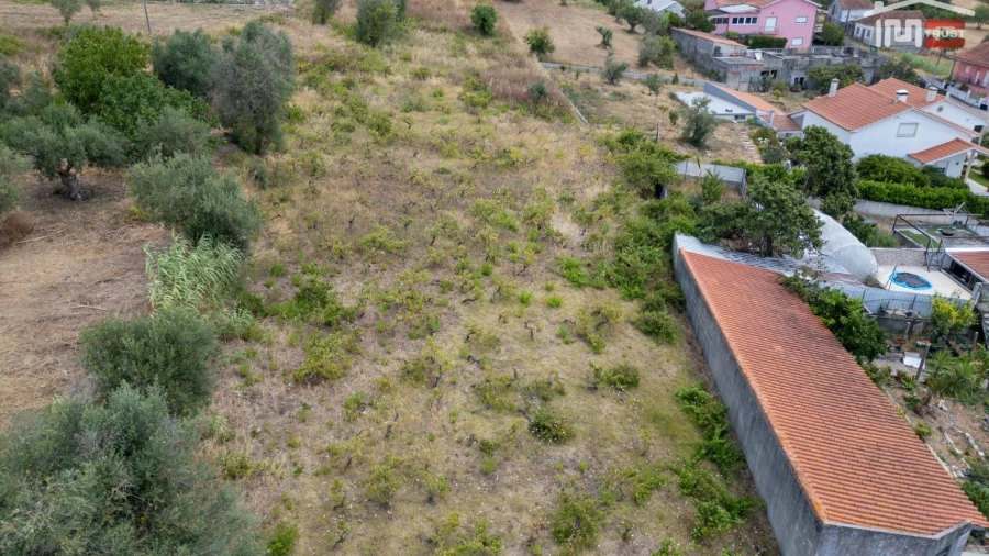 Terreno Misto para Venda em Atouguia