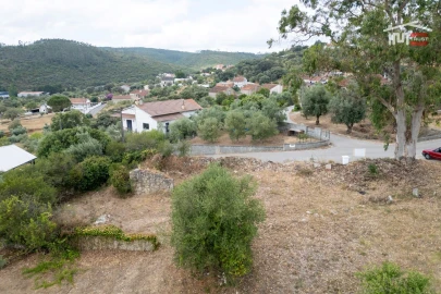 Terreno Misto para Venda em Atouguia