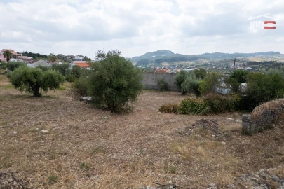 Terreno Misto para Venda em Atouguia