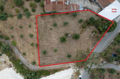 Terreno Misto para Venda em Atouguia
