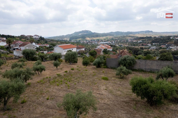 Terreno Misto para Venda em Atouguia Foto 12