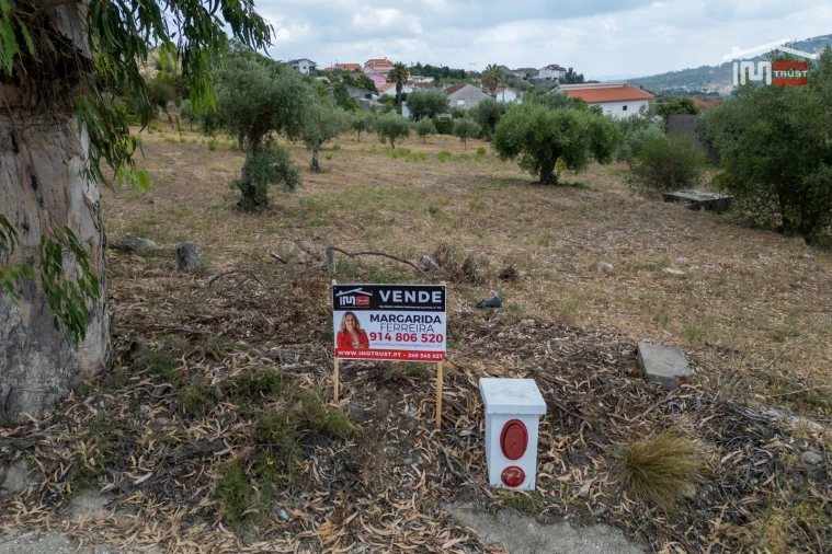 Terreno Misto para Venda em Atouguia Foto 15