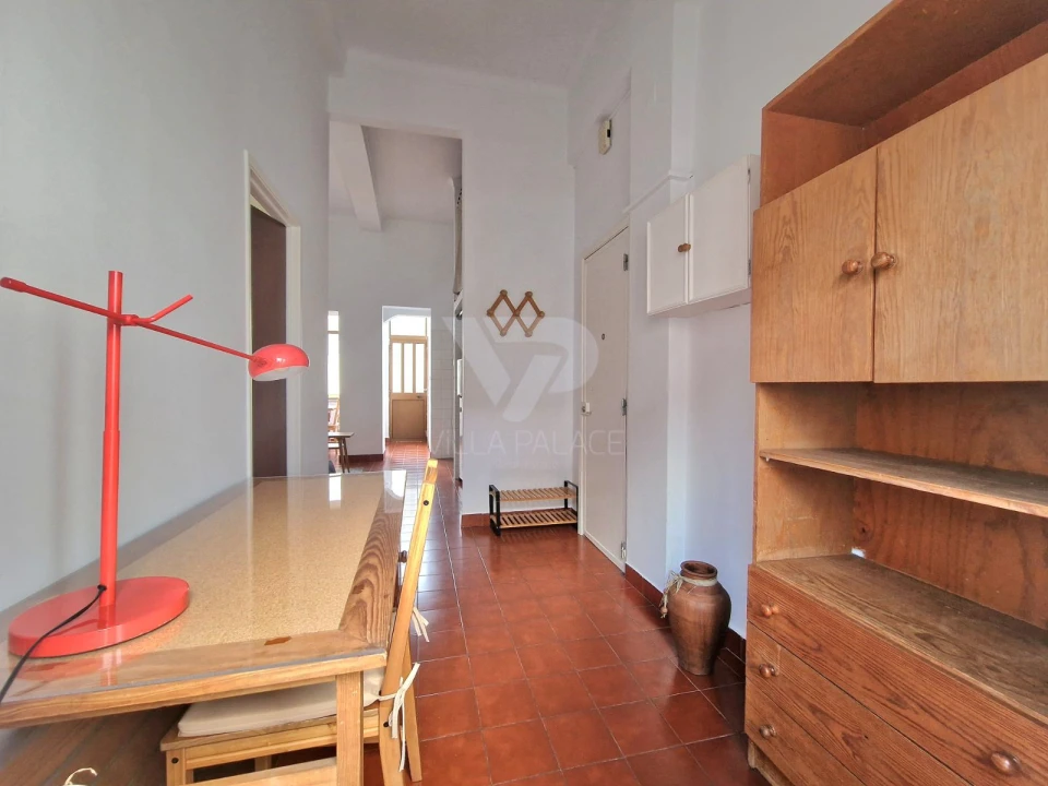 Apartamento T1 para Arrendamento em Campo de Ourique Foto 4