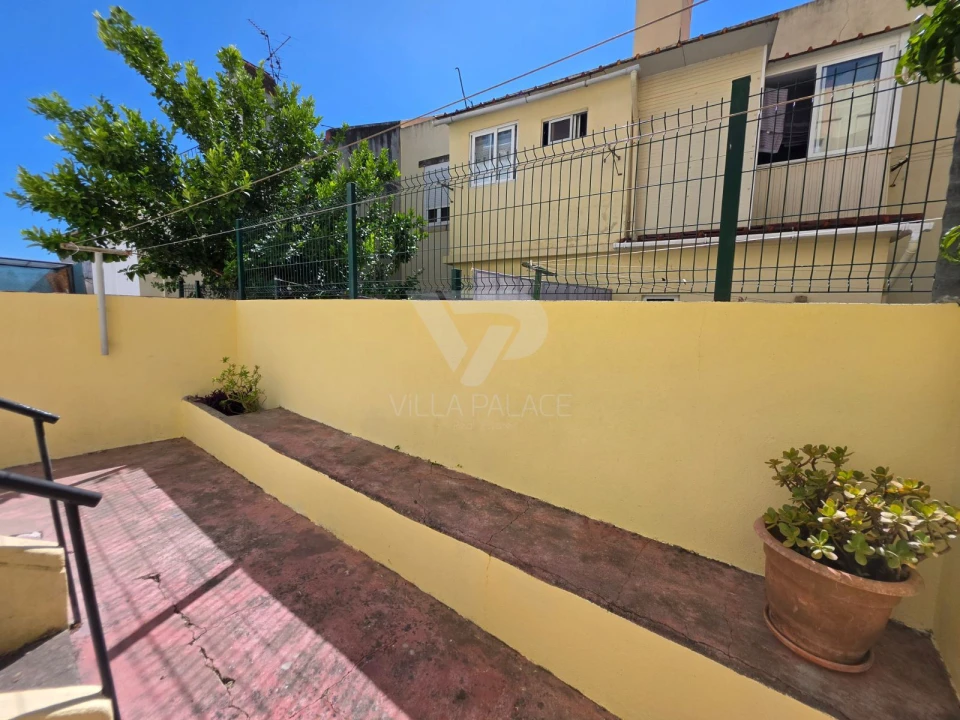 Apartamento T1 para Arrendamento em Campo de Ourique Foto 23