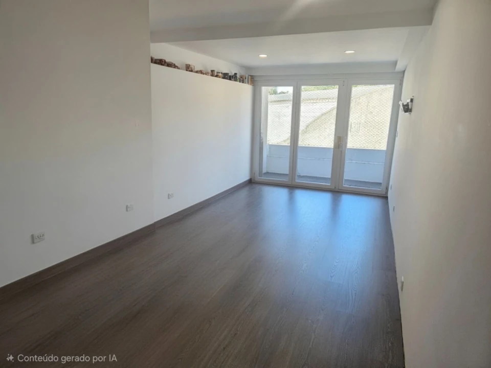 Apartamento T2 para Venda em Paranhos Foto 9