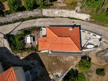 Moradia T3 para Venda em Fridão