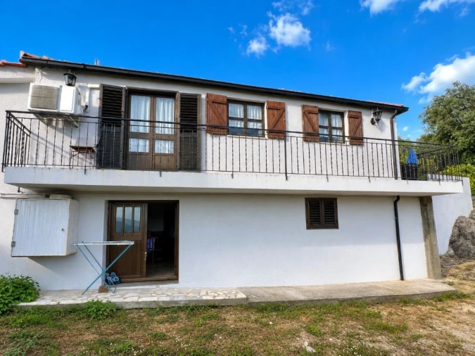 Moradia T3 para Venda em Fridão Foto 2
