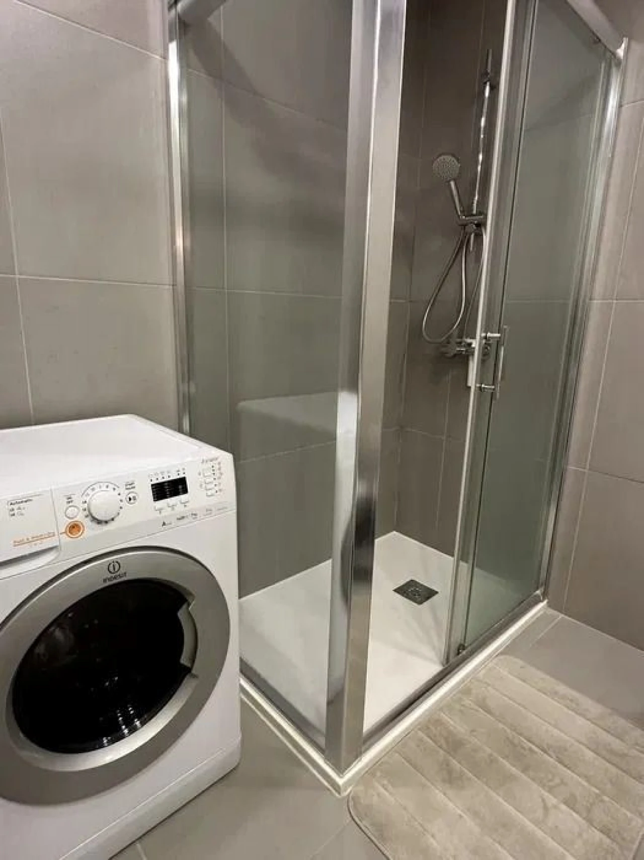 Apartamento T2 para Arrendamento em Aldoar, Foz do Douro e Nevogilde Foto 9