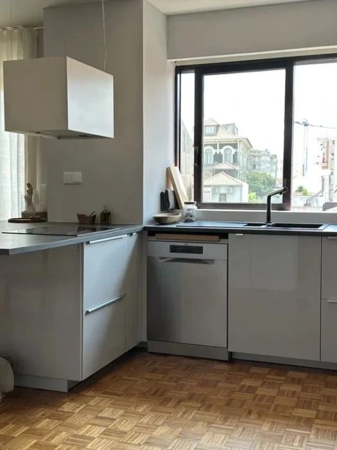 Apartamento T2 para Arrendamento em Aldoar, Foz do Douro e Nevogilde