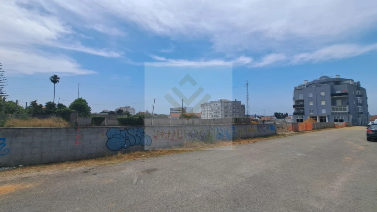 Apartamento T2 para Venda em Esmoriz Foto 21