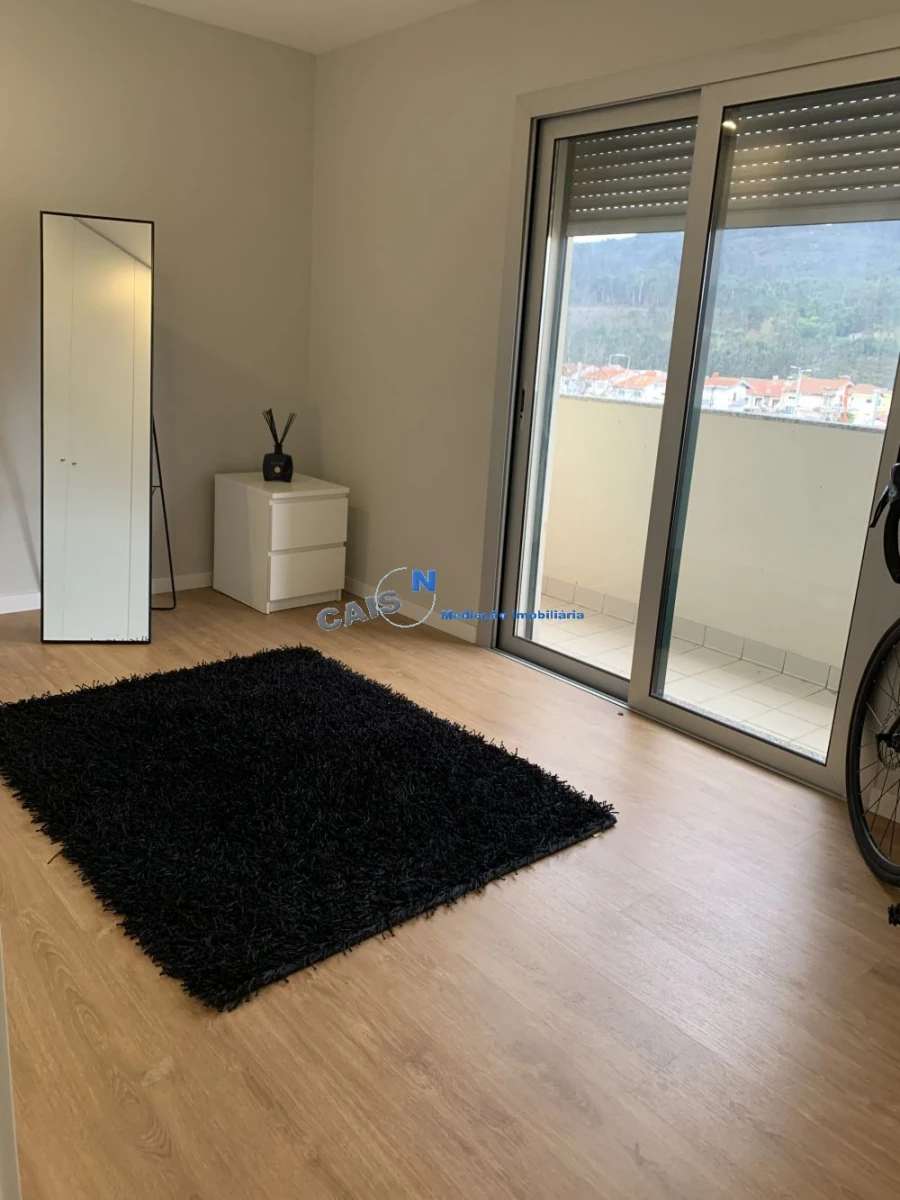 Apartamento T3 para Venda em Valongo Foto 25
