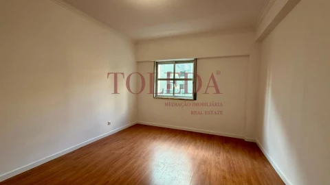 Apartamento T2 para Venda em Algueirão-Mem Martins