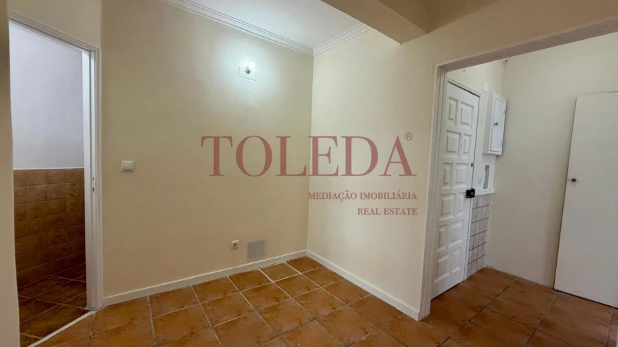 Apartamento T2 para Venda em Algueirão-Mem Martins Foto 27