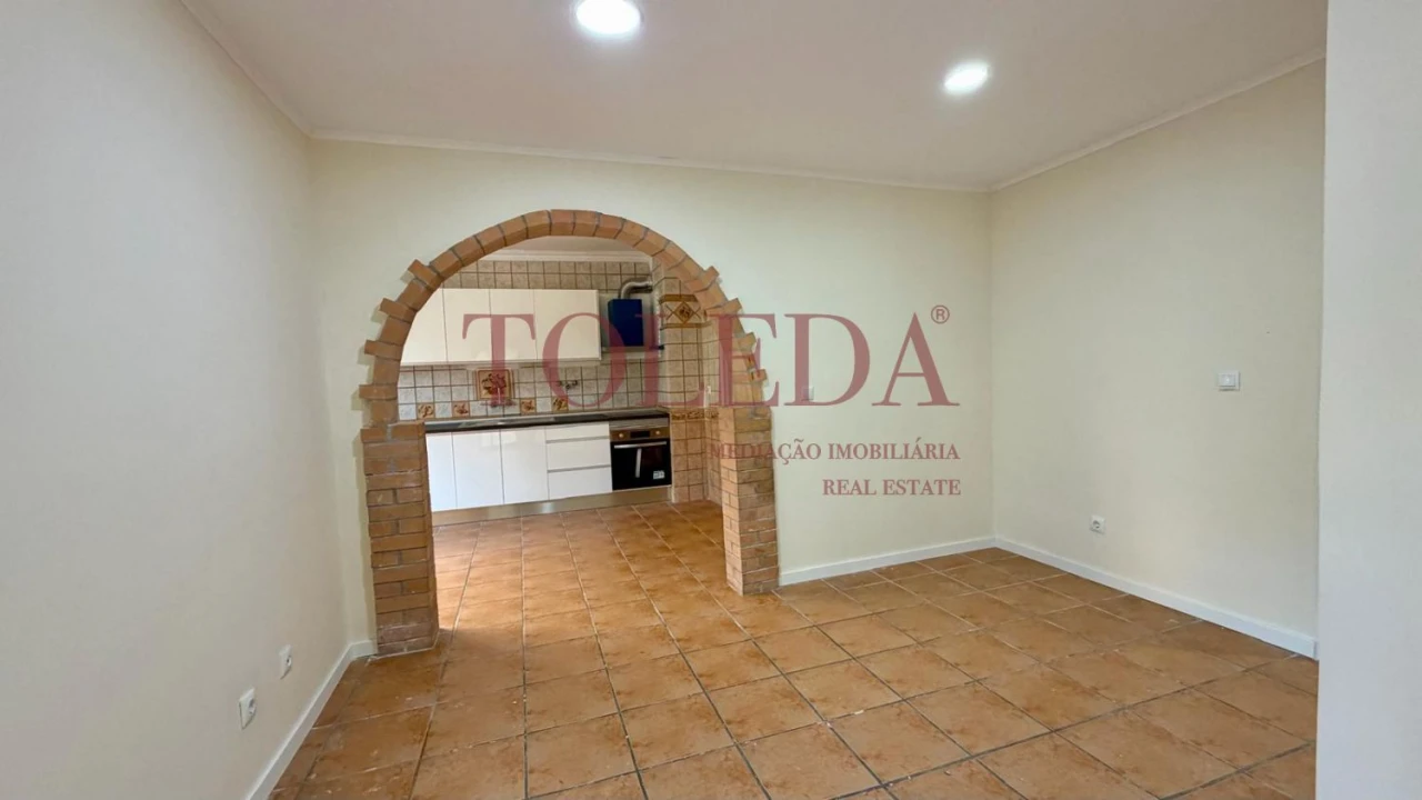 Apartamento T2 para Venda em Algueirão-Mem Martins Foto 15