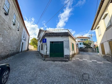 Moradia T6 para Venda em Abraveses