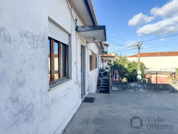 Moradia T6 para Venda em Abraveses