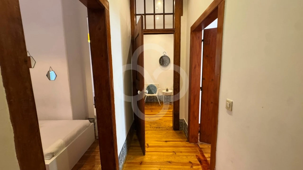 Apartamento T2 para Venda em Santa Maria Maior Foto 3