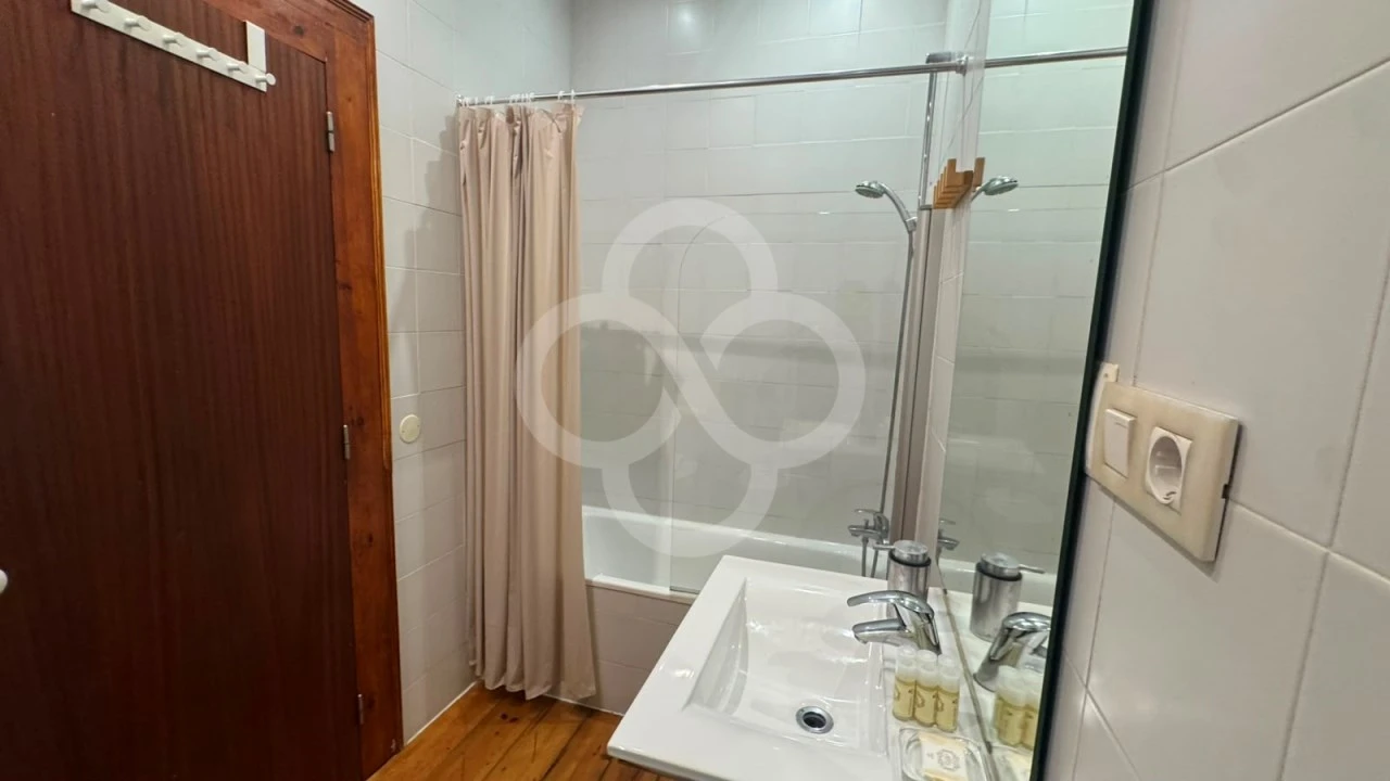Apartamento T2 para Venda em Santa Maria Maior Foto 14