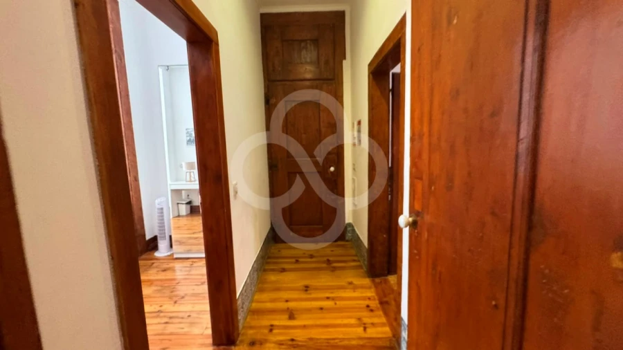 Apartamento T2 para Venda em Santa Maria Maior Foto 4