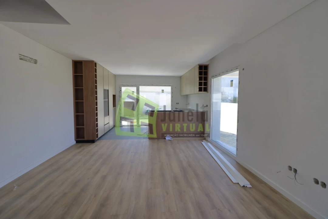 Moradia T3 para Venda em Fernao Ferro Foto 11