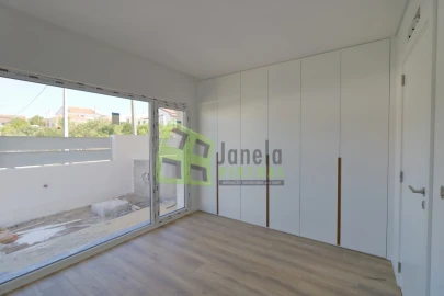 Moradia T3 para Venda em Fernao Ferro