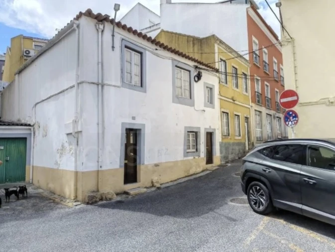 Moradia T3 para Venda em Sacavém e Prior Velho Foto 3