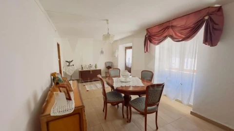 Moradia T5 para Venda em Lourinhã e Atalaia