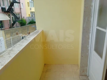 Apartamento T2 para Arrendamento em Ajuda