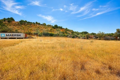 Terreno para Venda em Porches