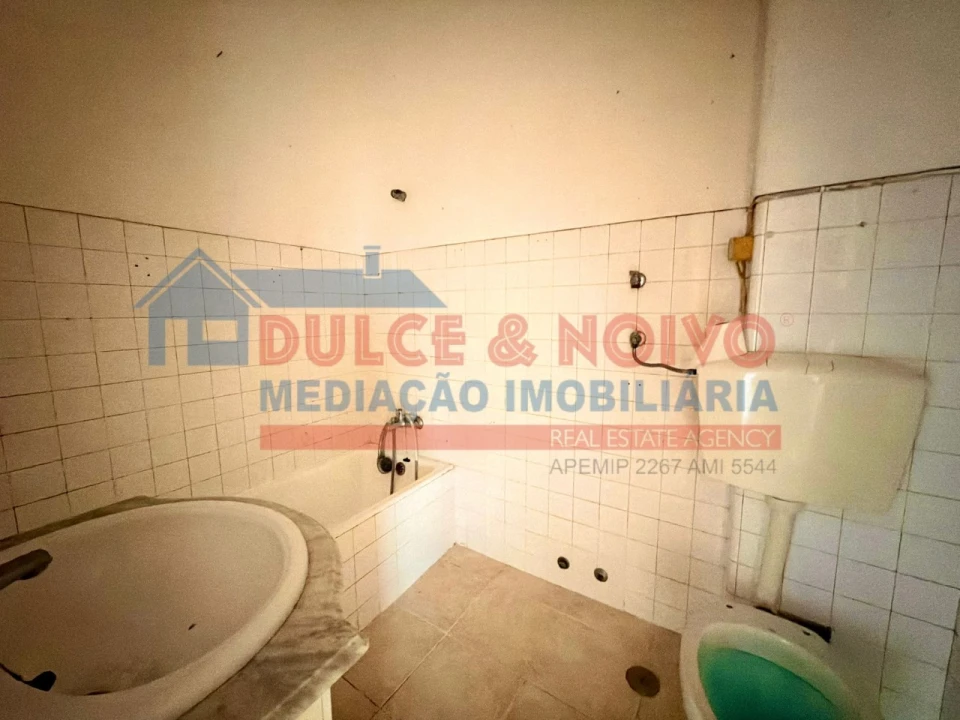 Apartamento T2 para Venda em Peniche Foto 11