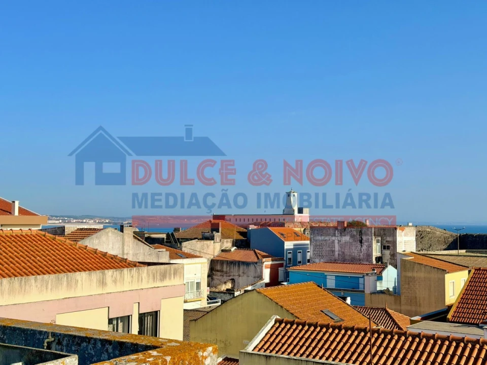 Apartamento T2 para Venda em Peniche Foto 2