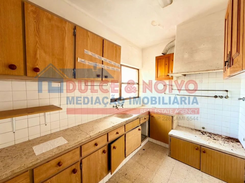 Apartamento T2 para Venda em Peniche Foto 5