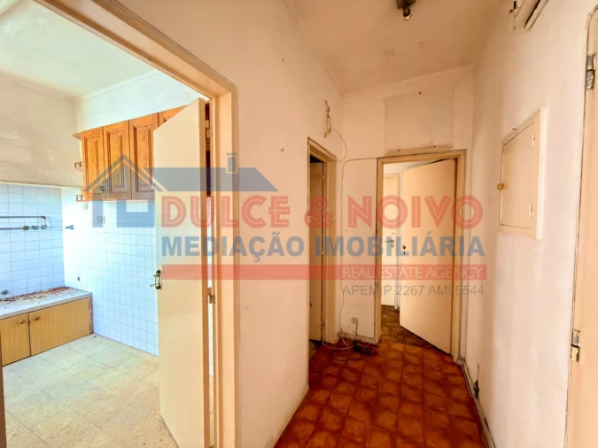 Apartamento T2 para Venda em Peniche Foto 8