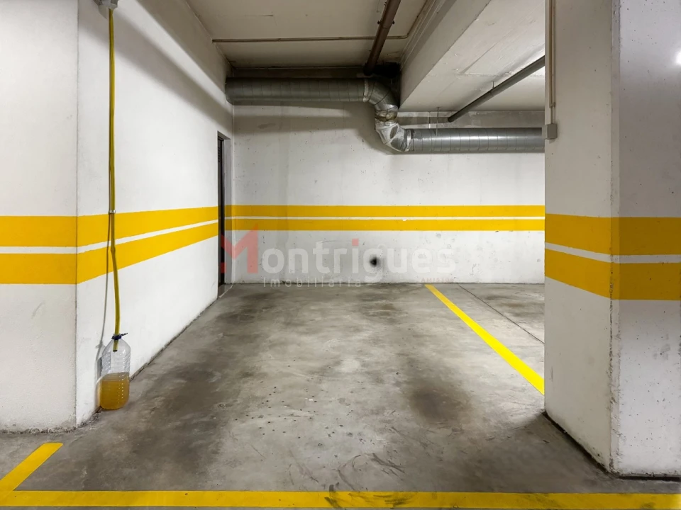 Apartamento T2 para Arrendamento em Sacavém e Prior Velho Foto 20