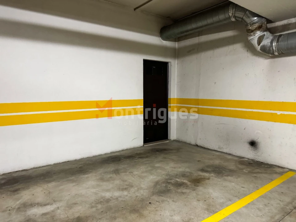 Apartamento T2 para Arrendamento em Sacavém e Prior Velho Foto 21